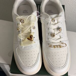 NWT- Wild Fable- Lola sneaker-White -Memory Foam- with custom charms -Size 8. #4